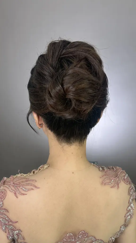 Choosing the Right Hairdo for Winter Events: A Guide to Booking Outdoor Event Hairstyling in Melbourne Vivian Artistry Vivian Makeup Melbourne