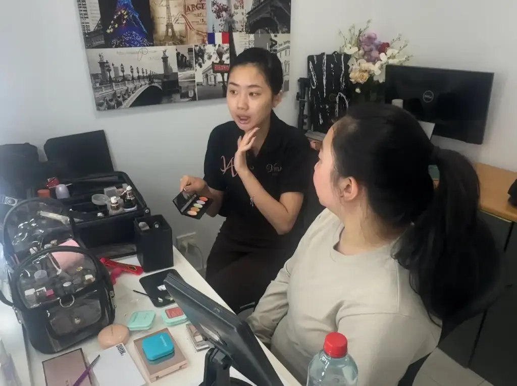 Consultation bridal hair and makeup